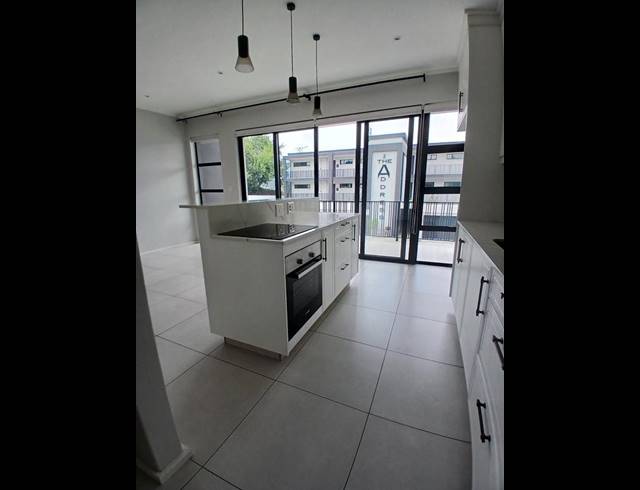 3 BEDROOM APARTMENT FOR SALE IN HOUGHTON